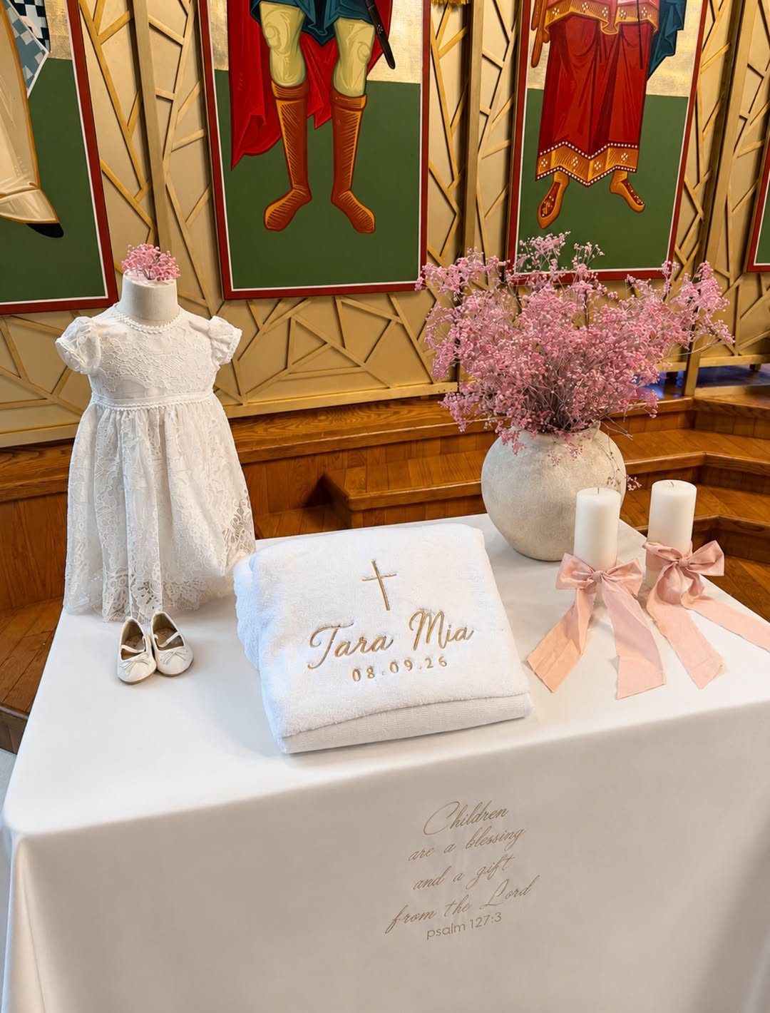 Delicate pink vase arrangement by Party Land